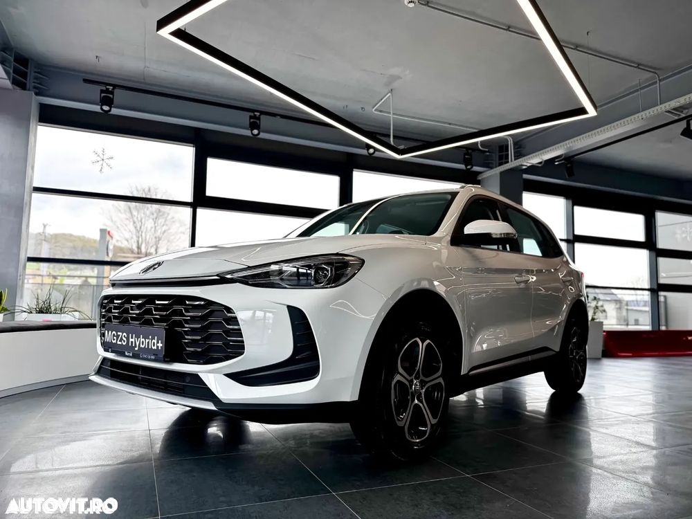 MG ZS HEV - 2