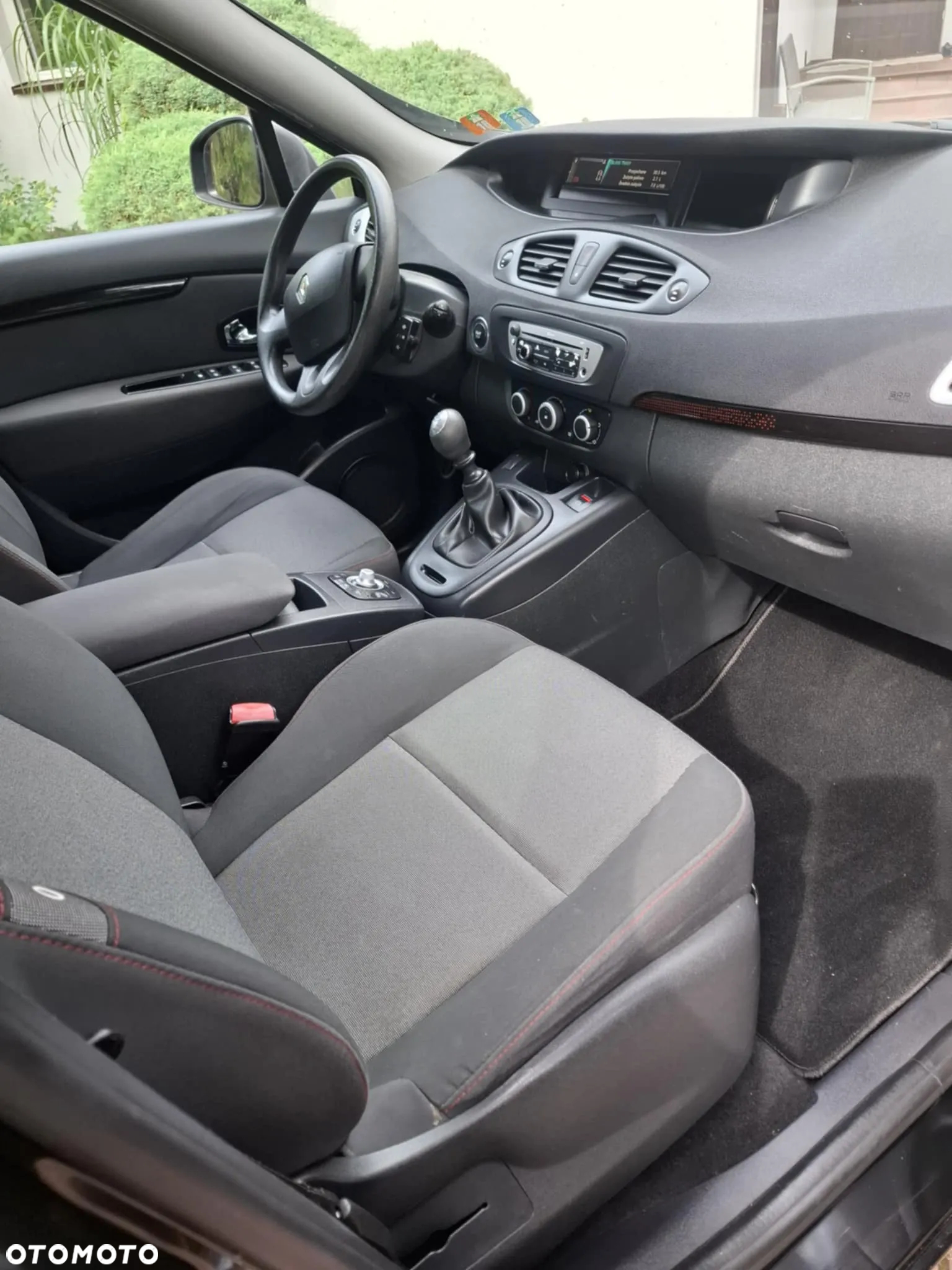 Ford C-MAX 1.6 TDCi Edition - 6