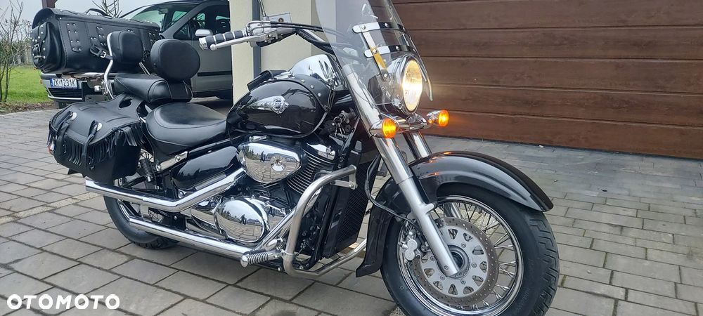 Suzuki VL 800 Volusia - 2