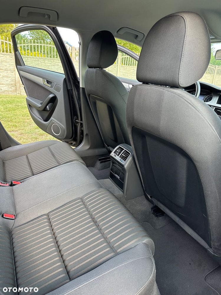 Audi A4 2.0 TFSI quattro S tronic Attraction - 17