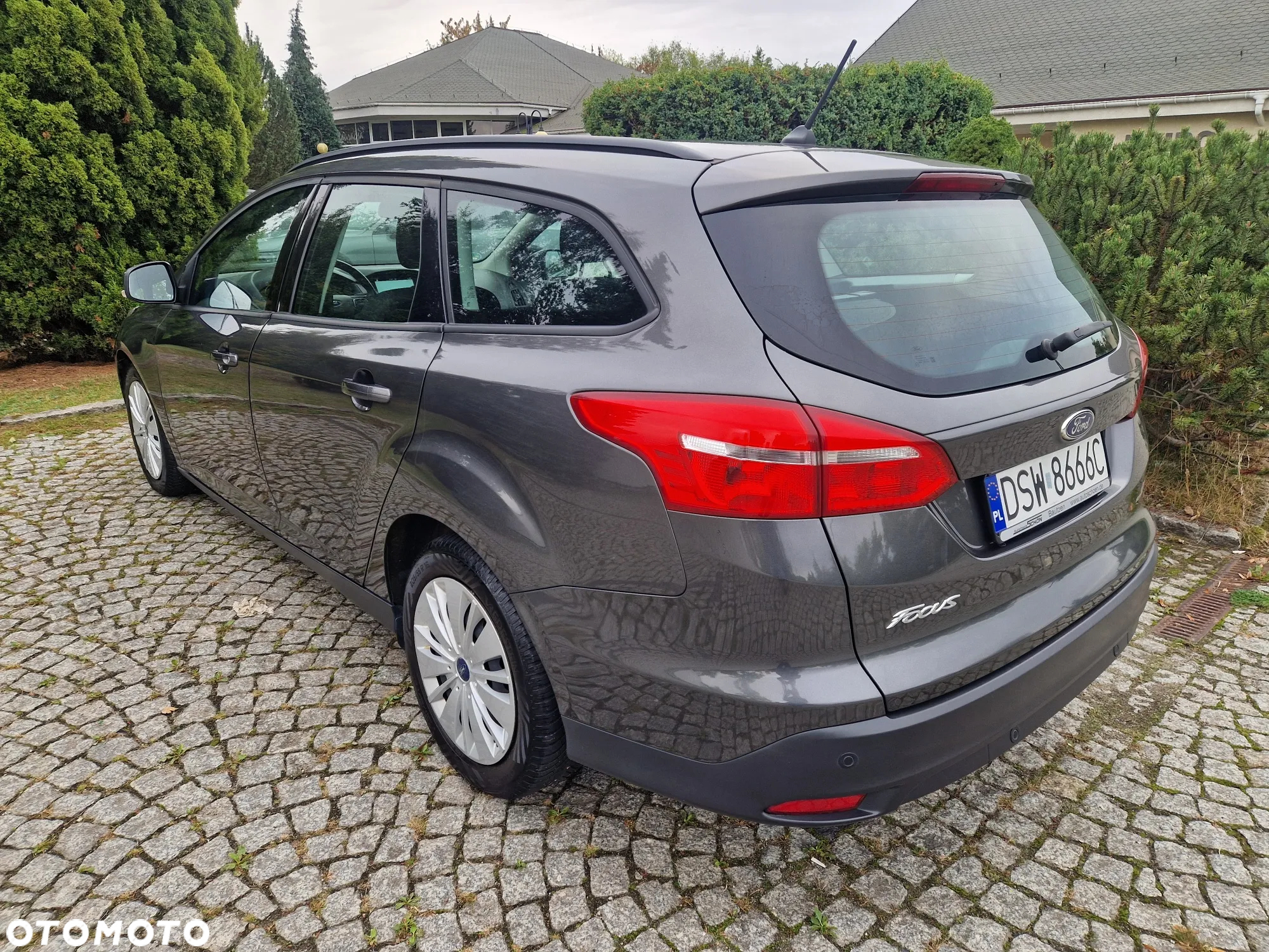 Ford Focus Turnier 1.0 EcoBoost Start-Stopp-System ACTIVE STYLE - 5