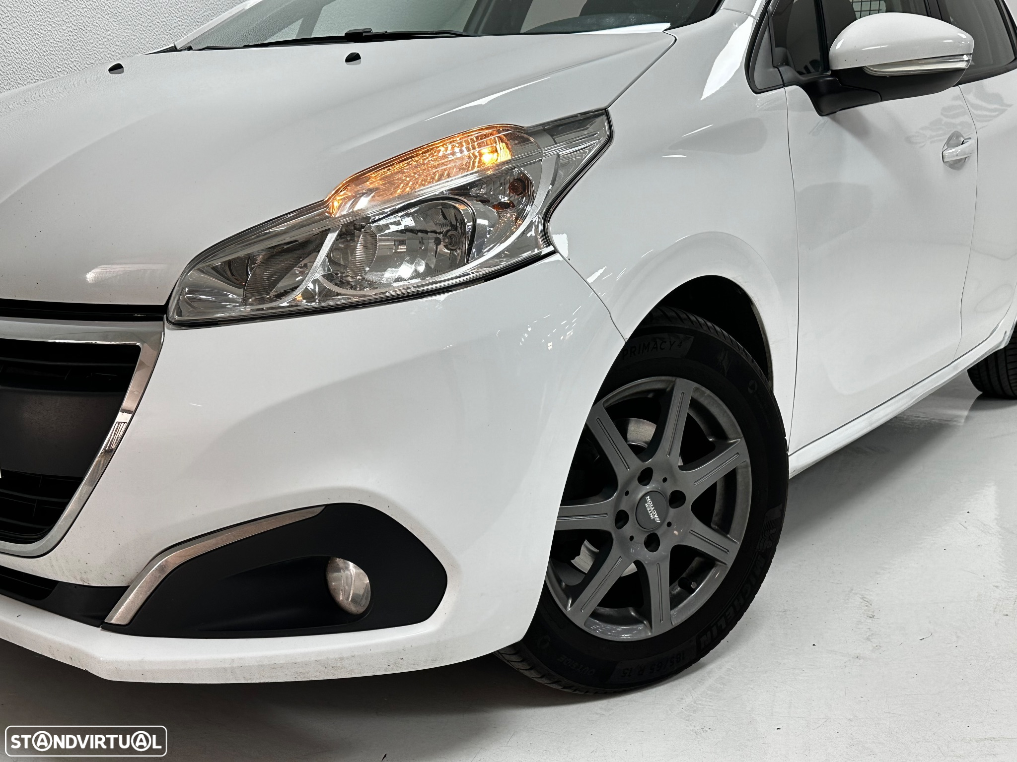 Peugeot 208 XA 1.6 Hdi - 2