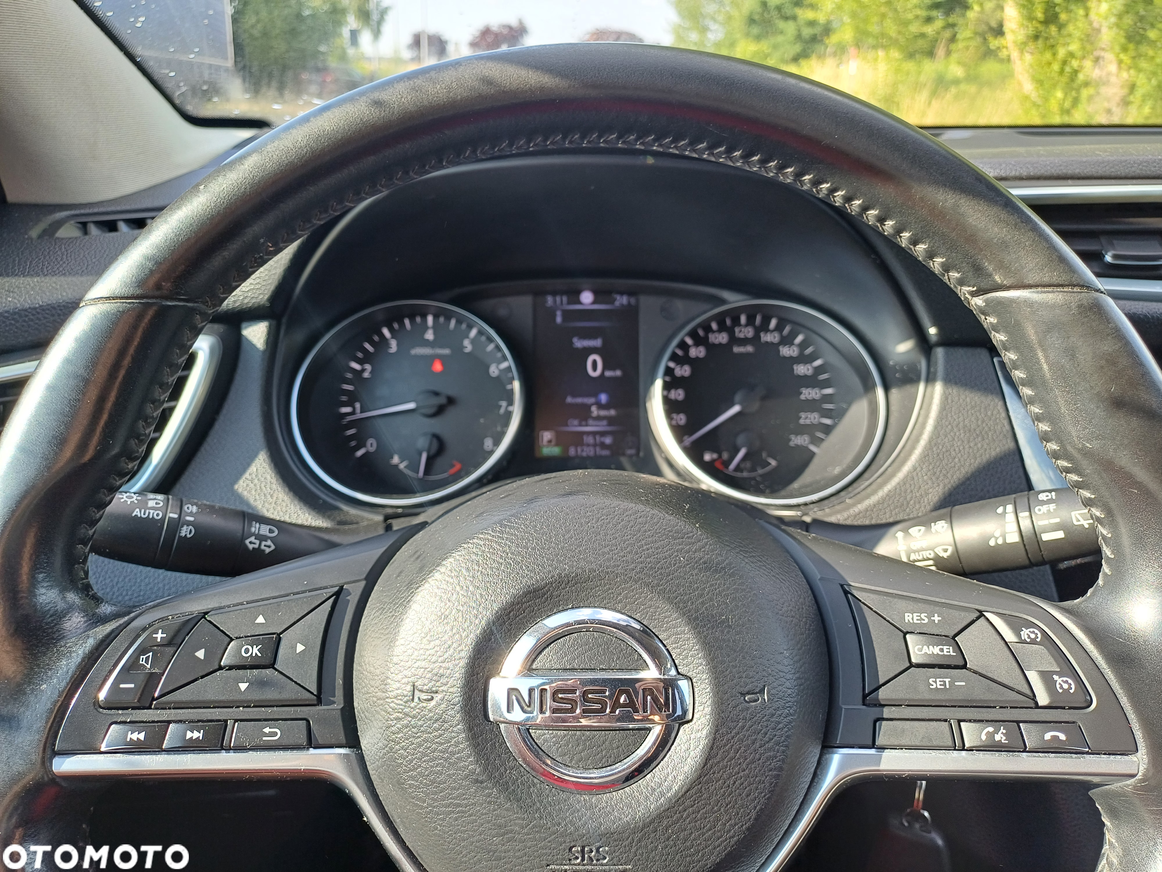 Nissan Qashqai 1.2 DIG-T Xtronic TEKNA - 18