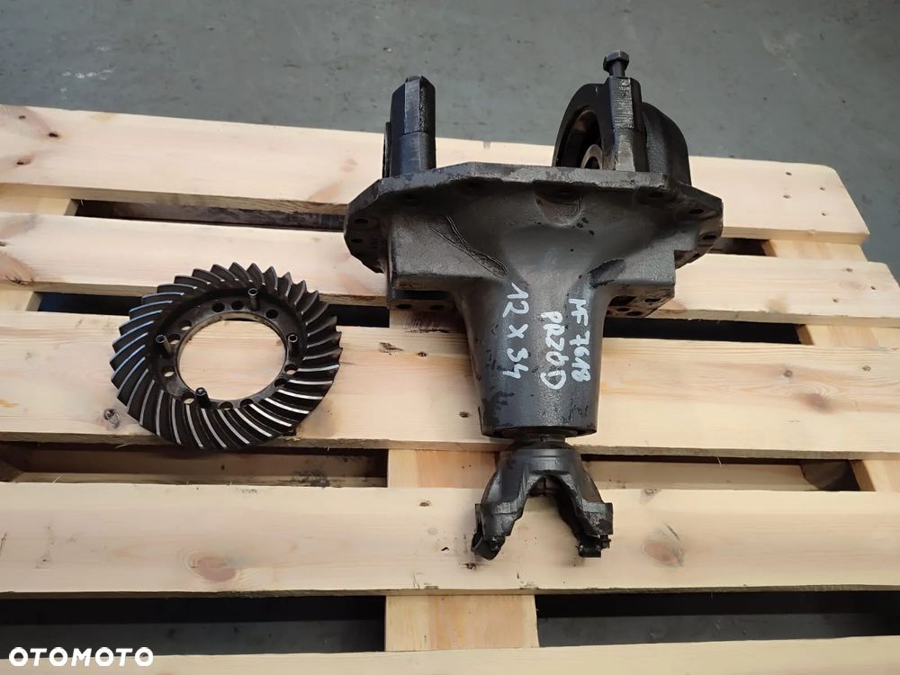 Dyferencjał Massey Ferguson Dana 4348687M93 - 2