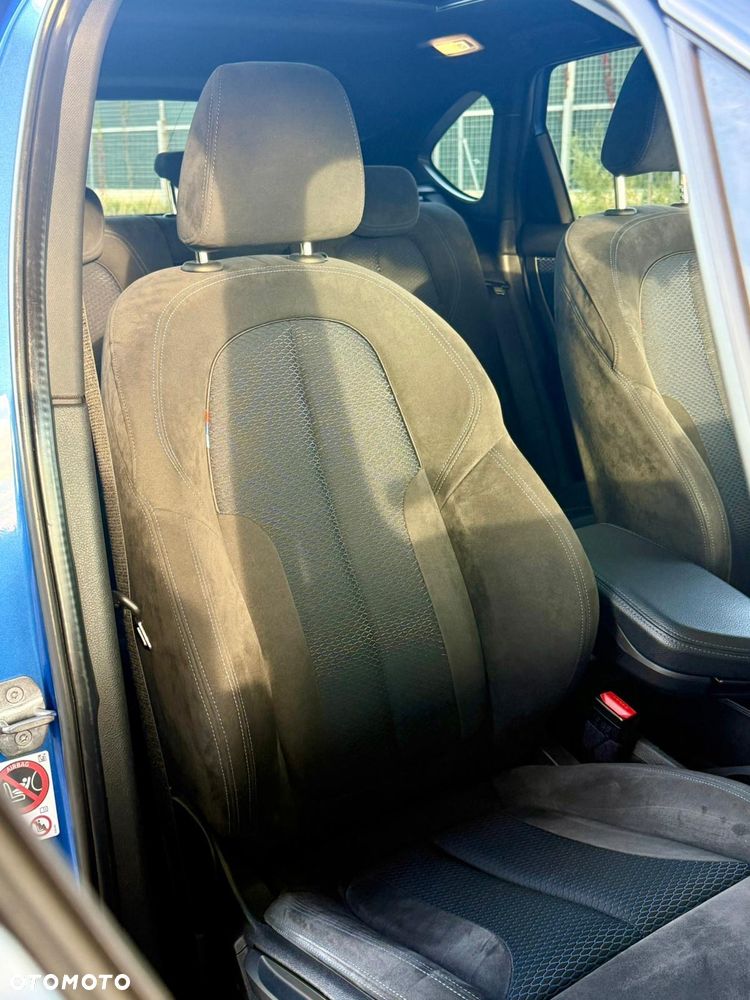 BMW Seria 2 220d xDrive M Sport - 26