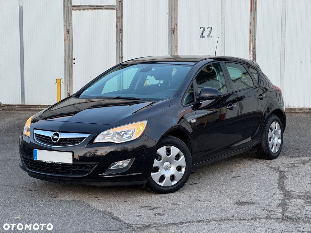 Opel Astra 1.6 Exklusiv - 4