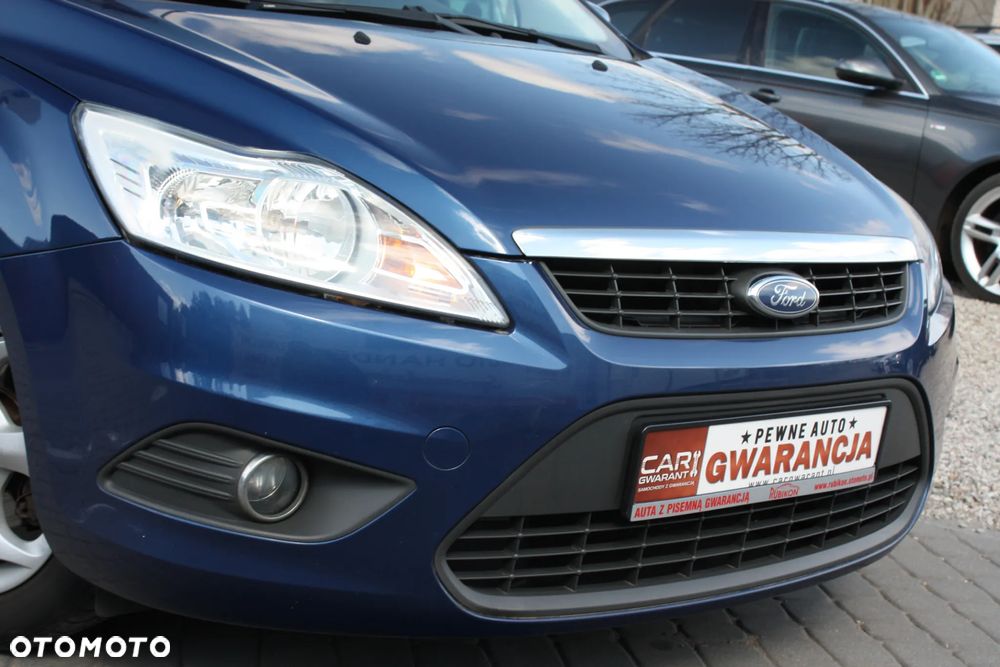 Ford Focus 1.6 16V Style - 12