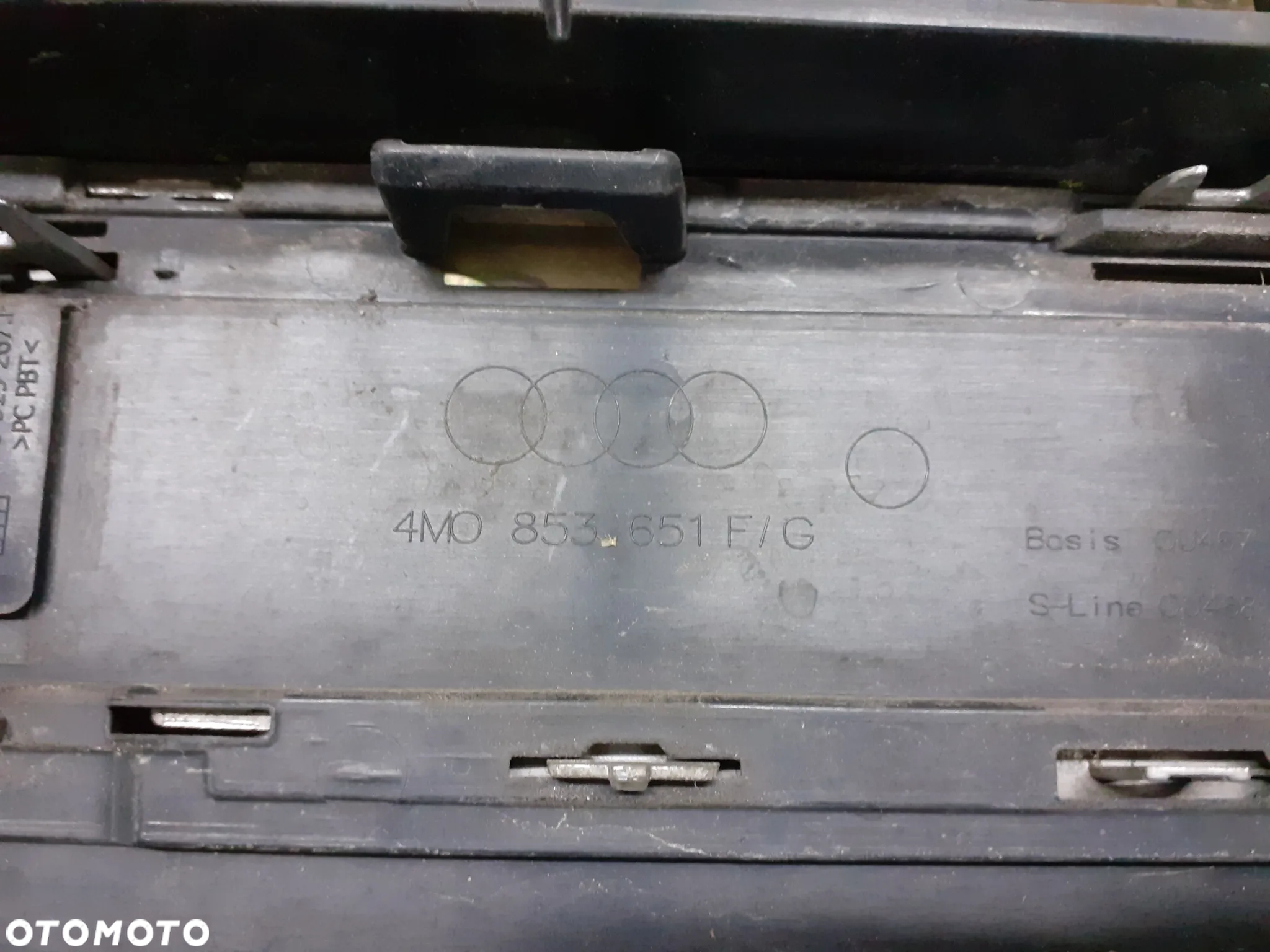GRILL ATRAPA AUDI Q7 4M0 2015-> 4M0853651F - 8