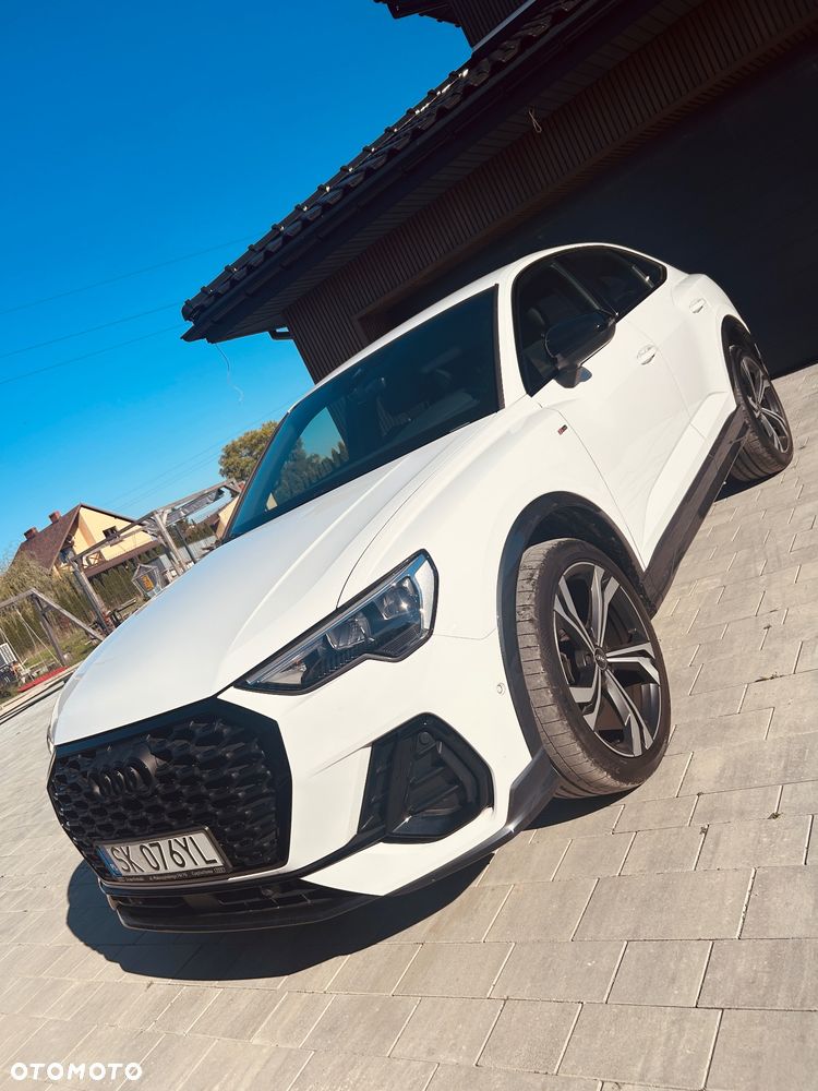 Audi Q3 Sportback - 4