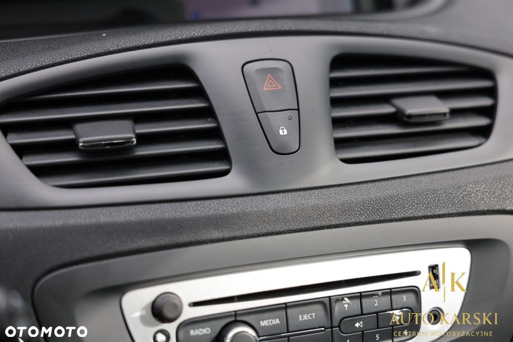 Renault Scenic - 24