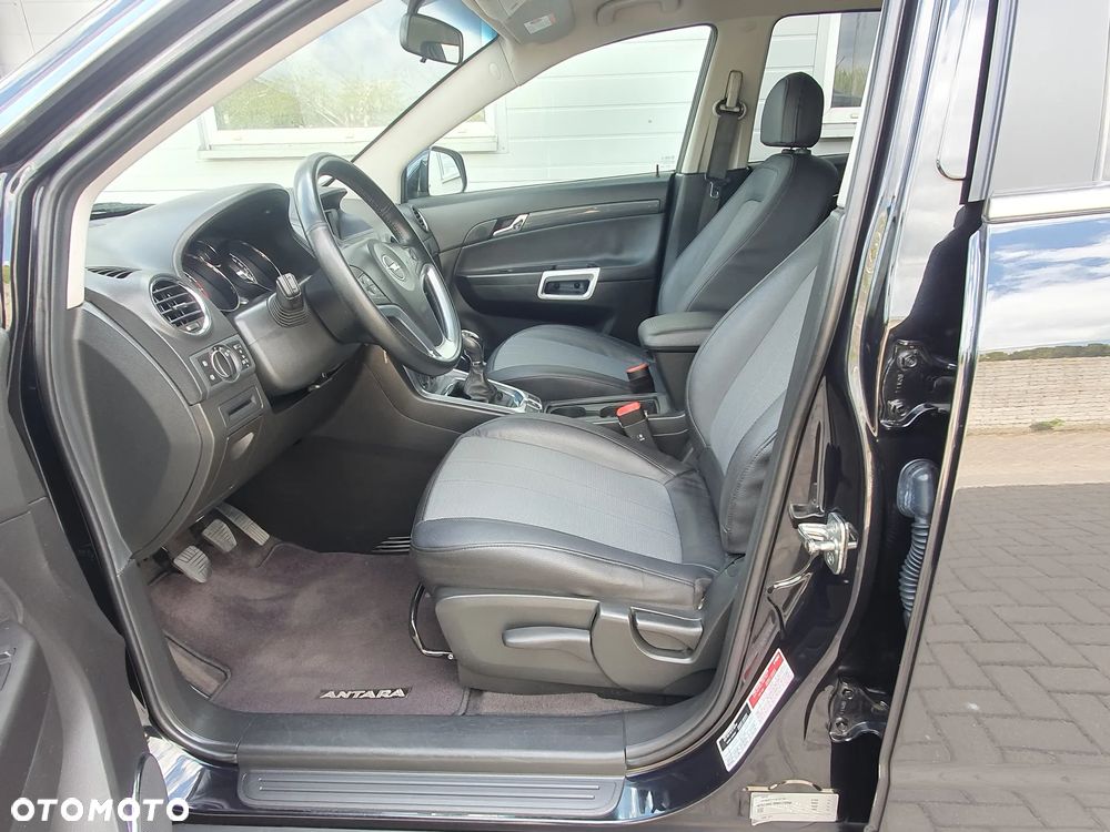 Opel Antara - 29