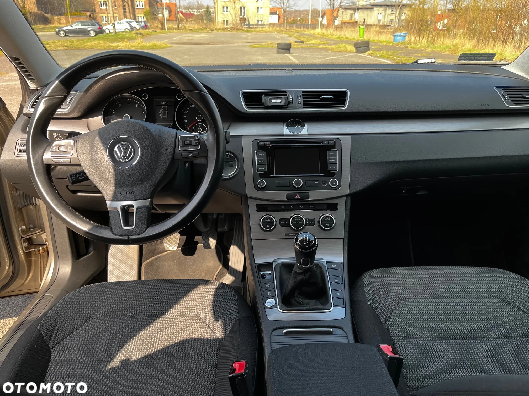 Volkswagen Passat 1.4 TSI Comfortline - 12