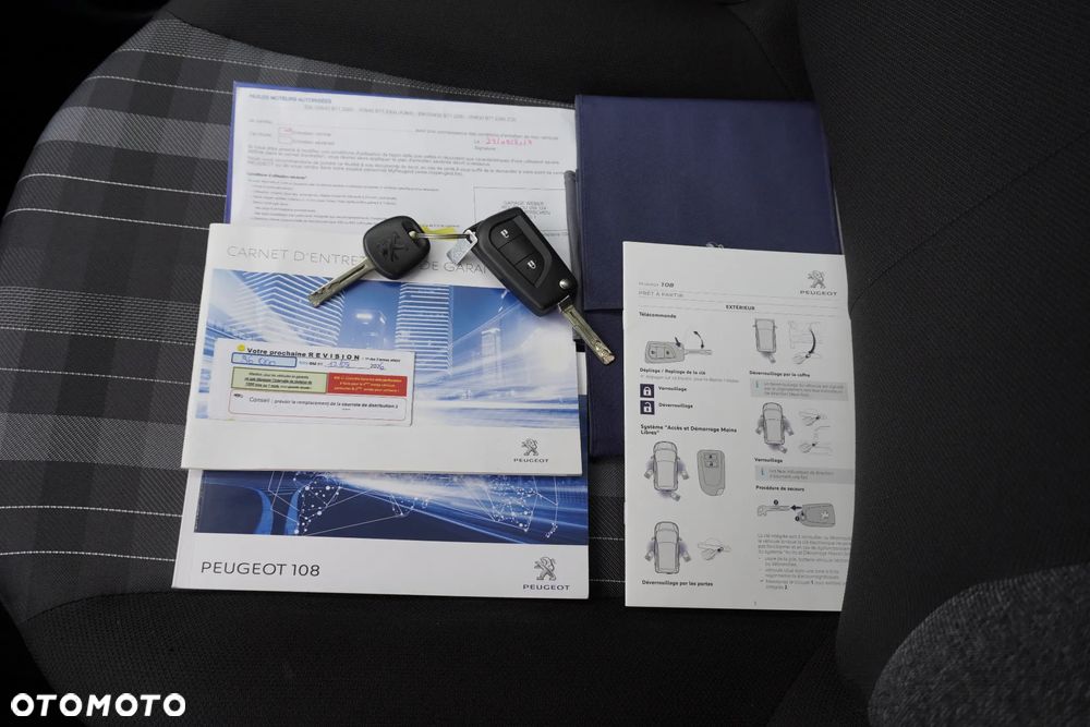 Peugeot 108 VTI 72 ETG5 Top Allure - 36