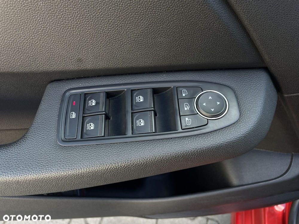 Renault Clio 1.0 TCe Evolution - 10