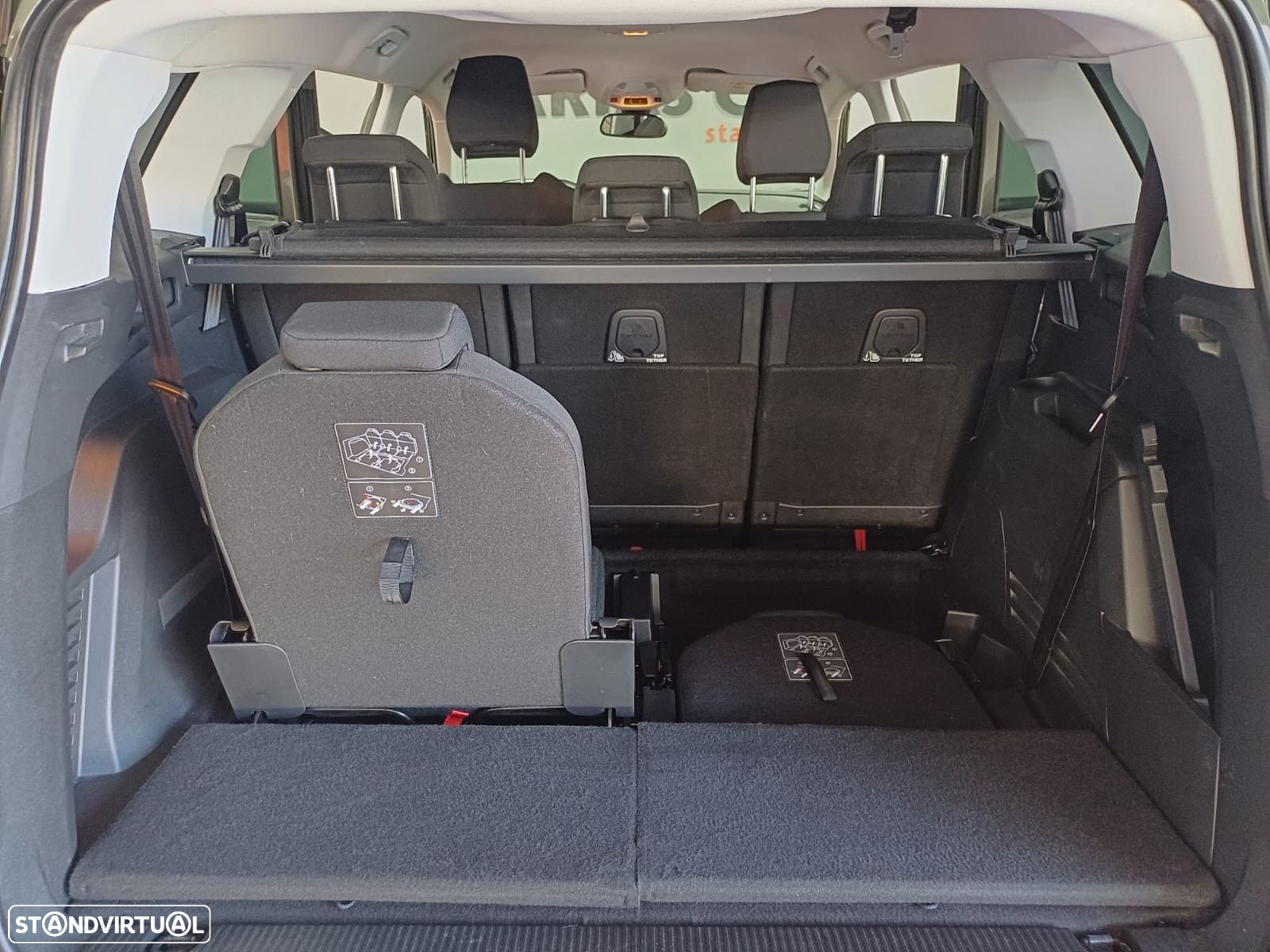 Peugeot 5008 1.5 BlueHDi Allure EAT8 - 22