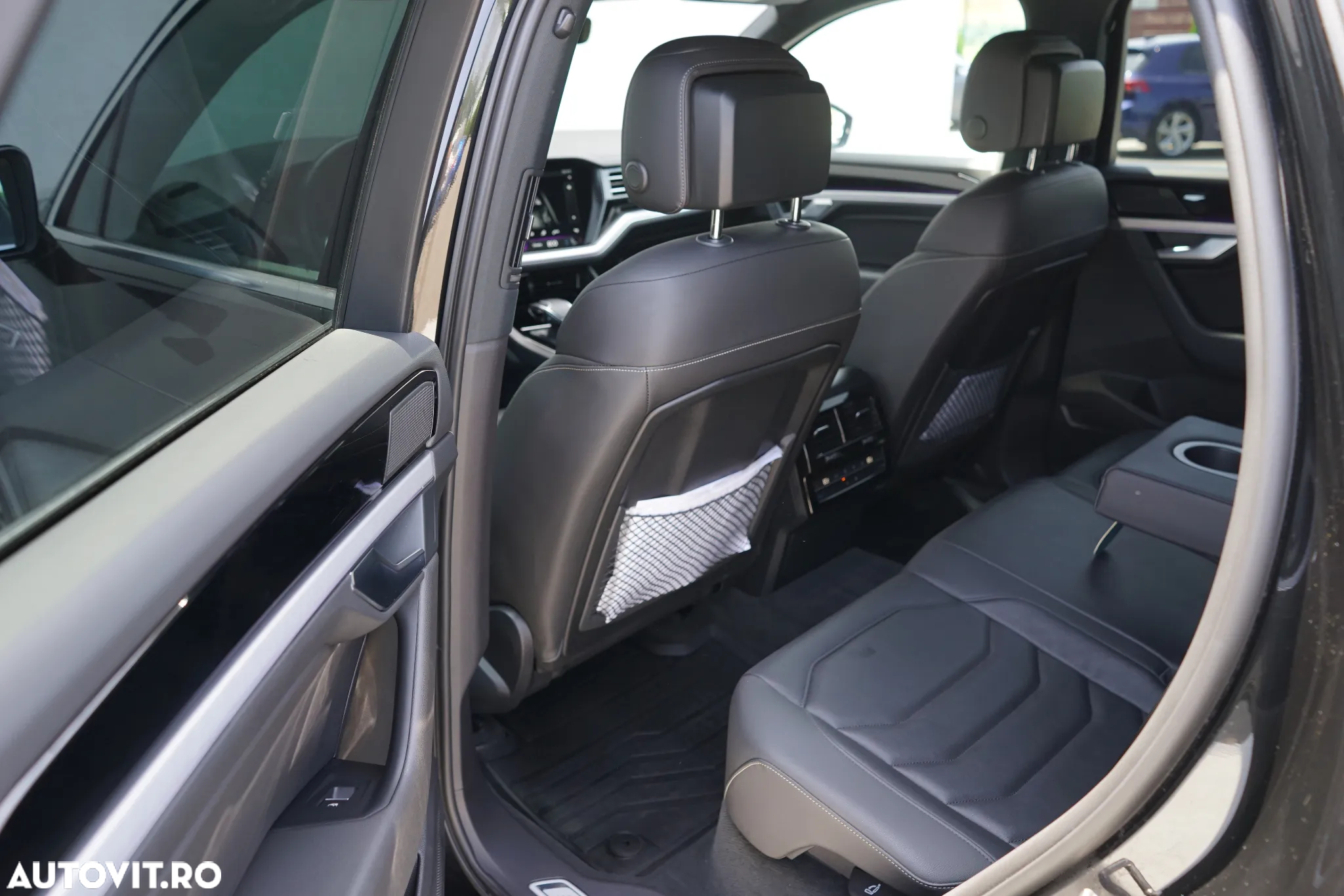 Volkswagen Touareg V6 TDI Elegance - 33
