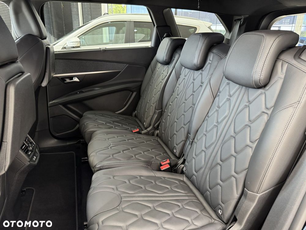 Peugeot 5008 1.2 PureTech Allure Pack S&S EAT8 - 13