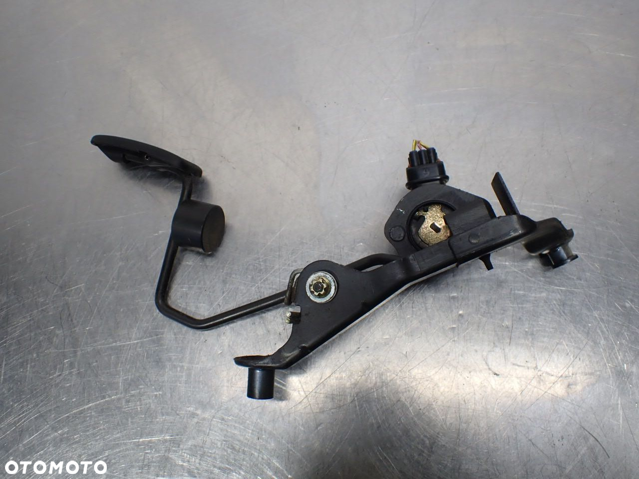 PEDAŁ GAZU TOYOTA RAV4 II LIFT 78010-42020 89281-33010 - 3