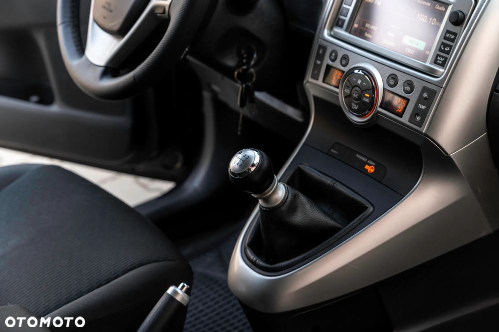 Toyota Verso 1.8 Edition - 25