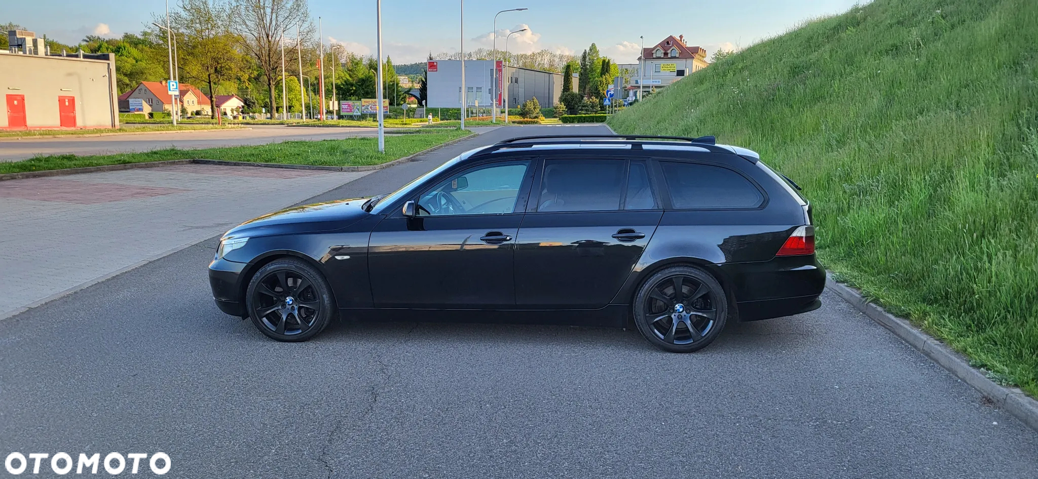 BMW Seria 5 530d Touring - 3