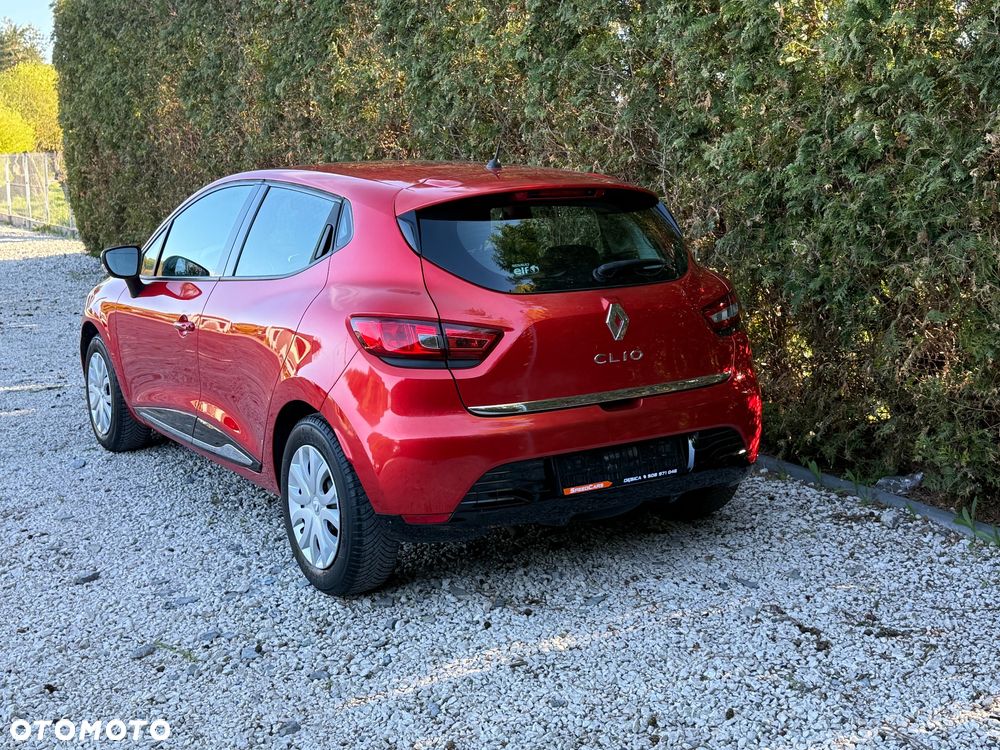 Renault Clio 1.2 16V 75 Expression - 3