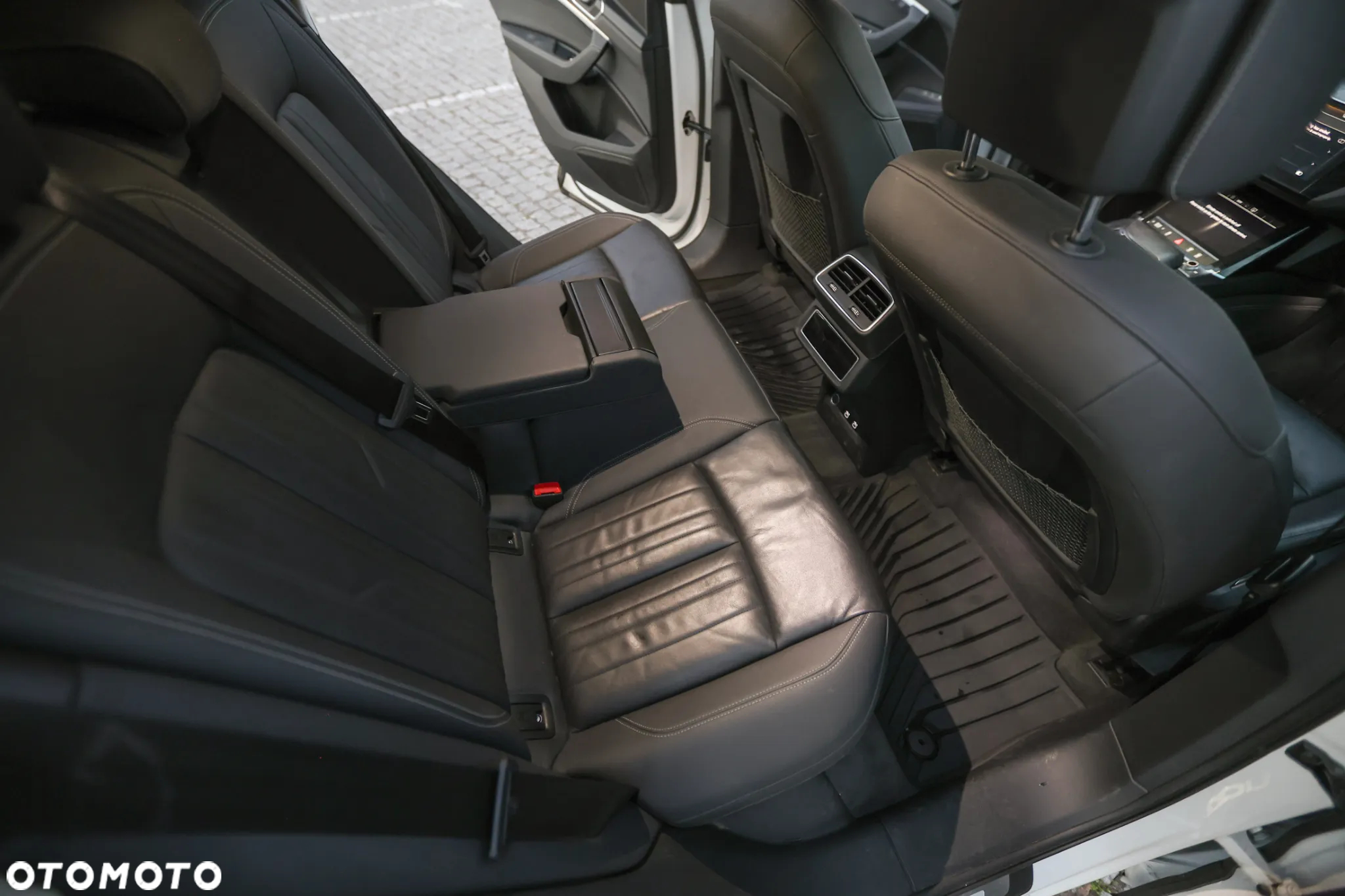 Audi e-tron 55 Quattro S Line - 32