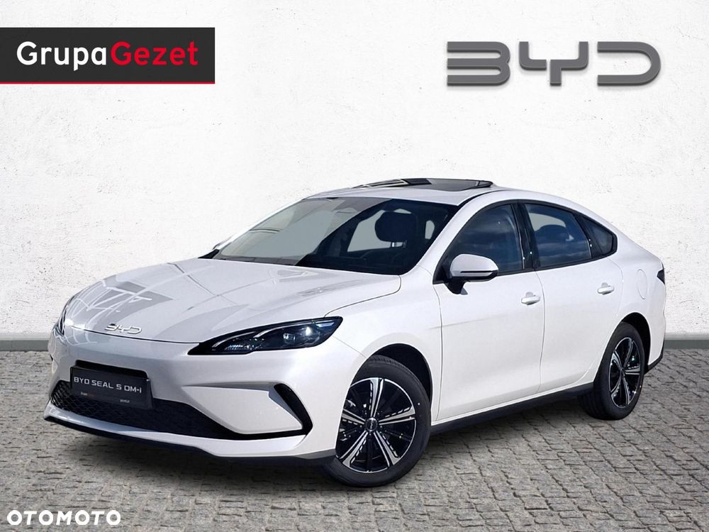 BYD Seal 5 - 1