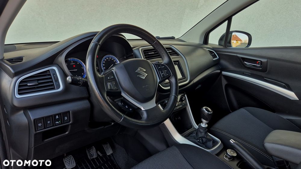 Suzuki SX4 S-Cross 1.6 DDiS 4x4 Comfort+ - 6