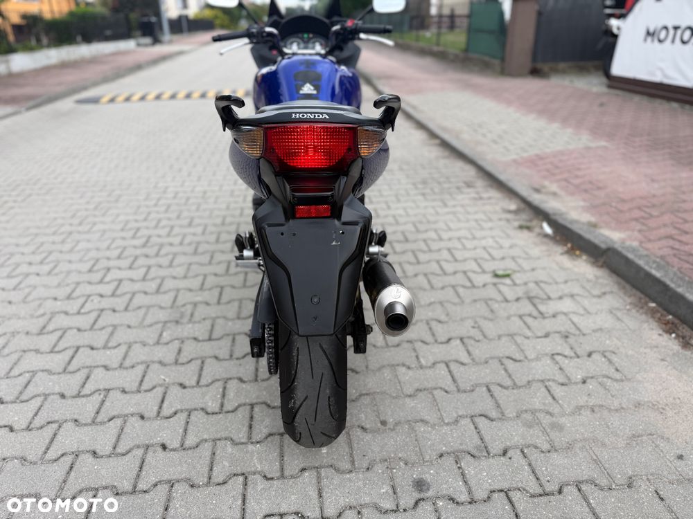 Honda CBF - 12