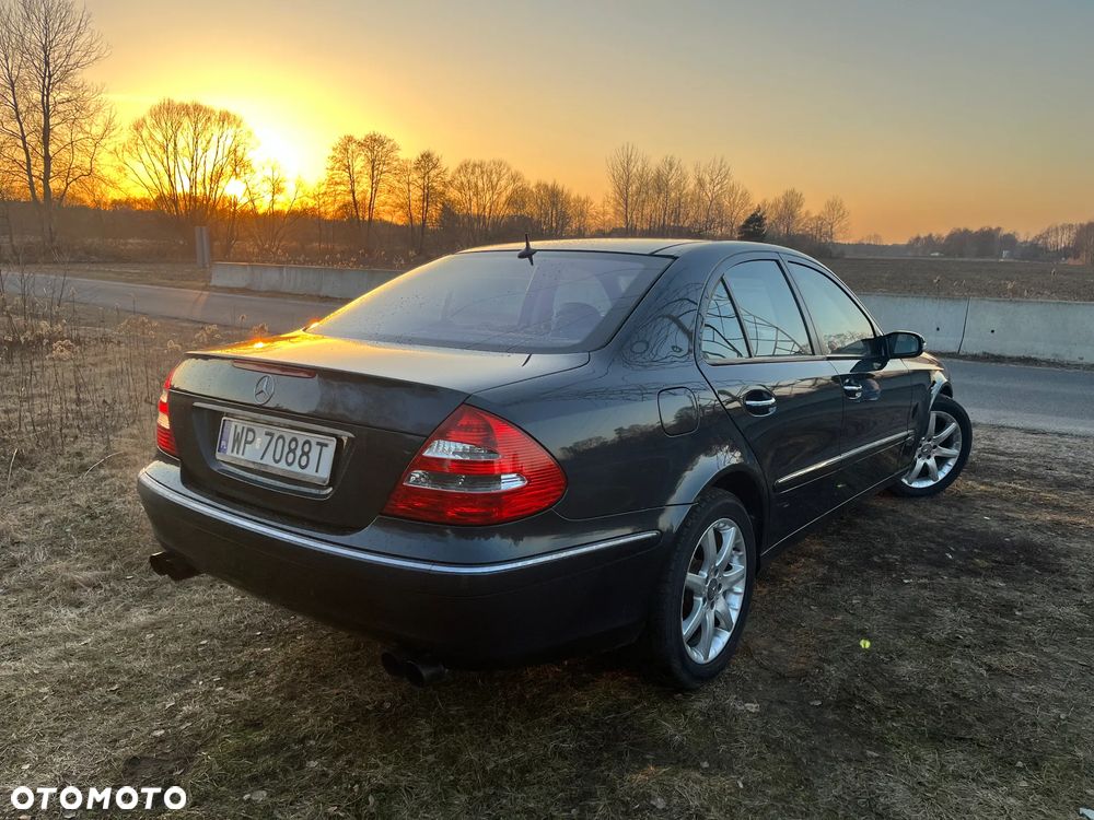 Mercedes-Benz Klasa E - 6