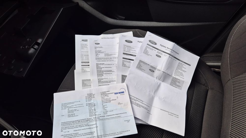 Ford Kuga 1.6 EcoBoost 2x4 Titanium - 28