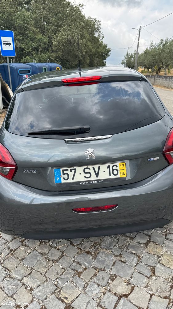 Peugeot 208 1.2 PureTech Style - 9