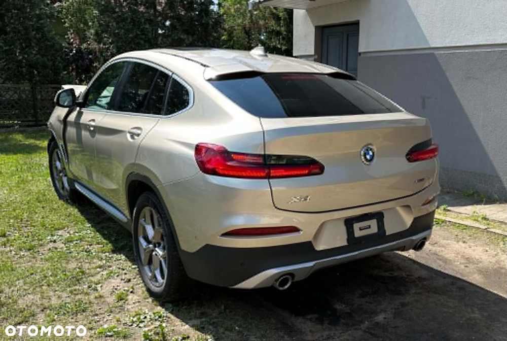 BMW X4 xDrive30i xLine - 1