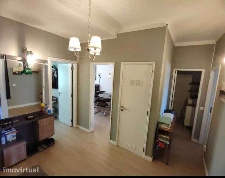 Vendo apartamento T3 em Almada - Grande imagem: 2/8
