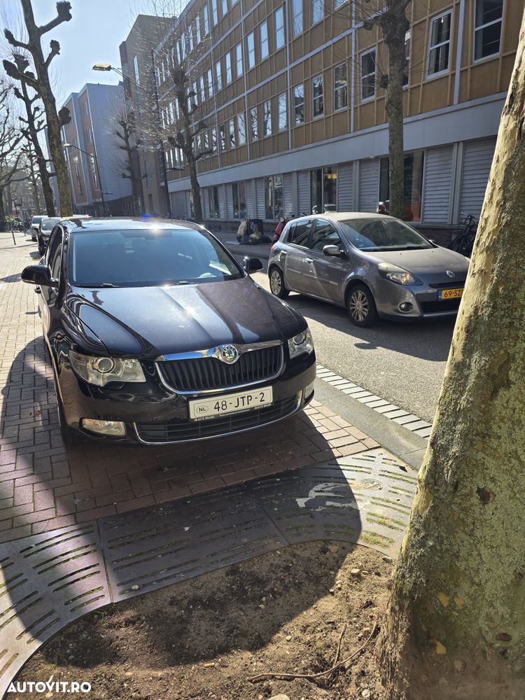 Skoda Superb 1.4 TSI Active - 2