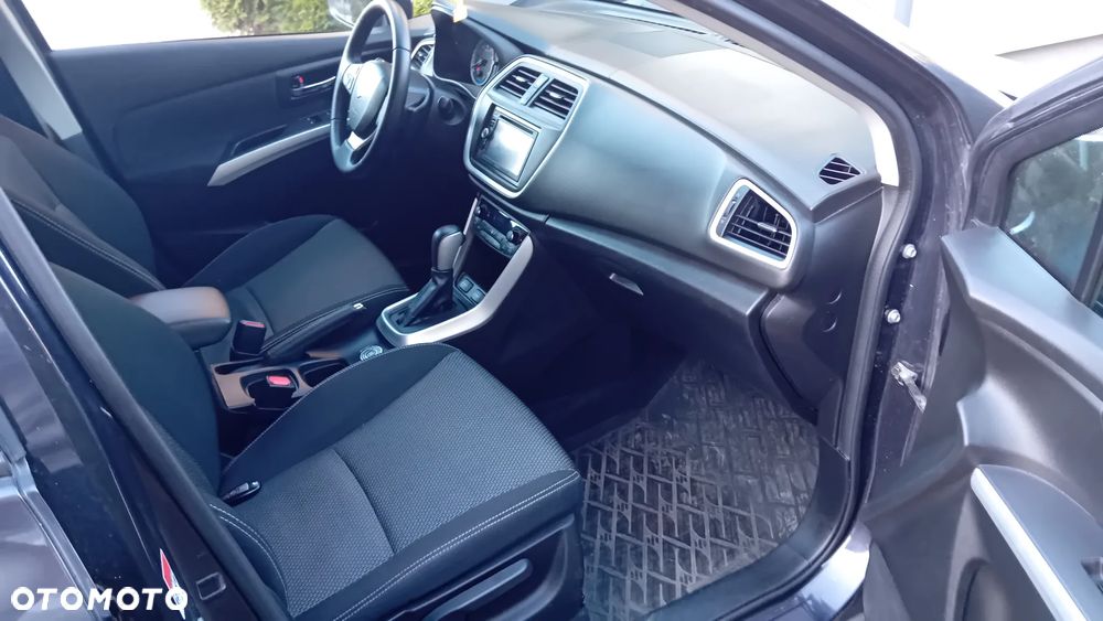 Suzuki SX4 S-Cross 1.6 Premium Plus 4WD CVT - 17