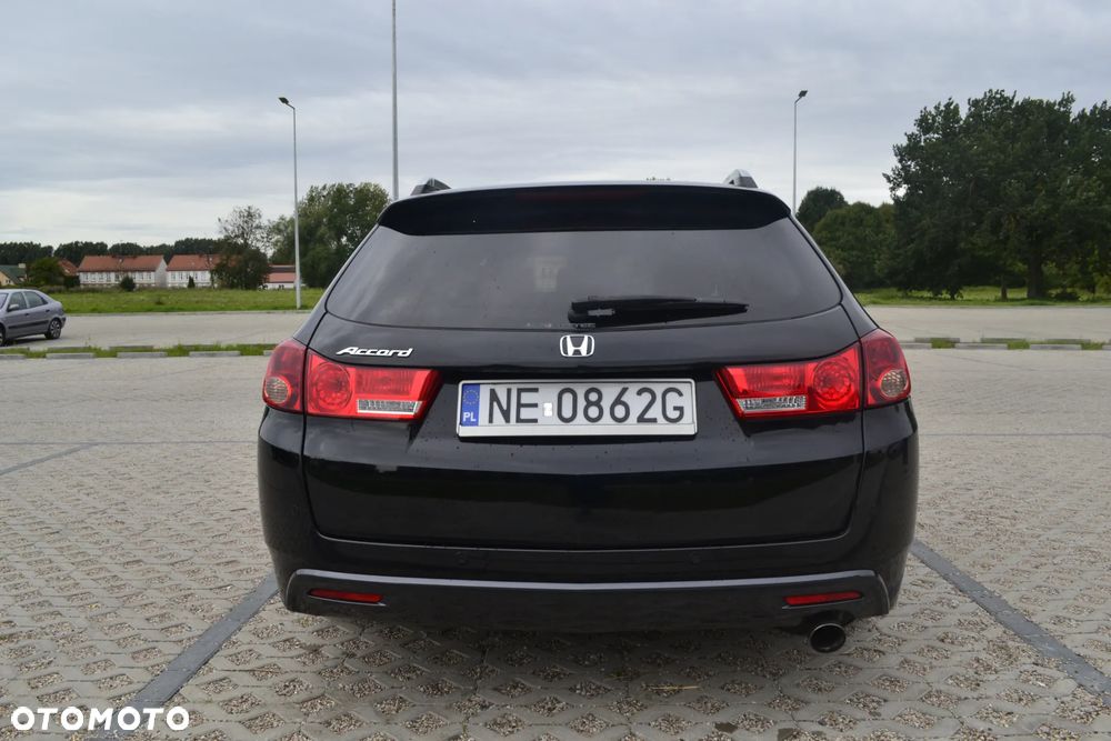 Honda Accord 2.0 Executive - 6
