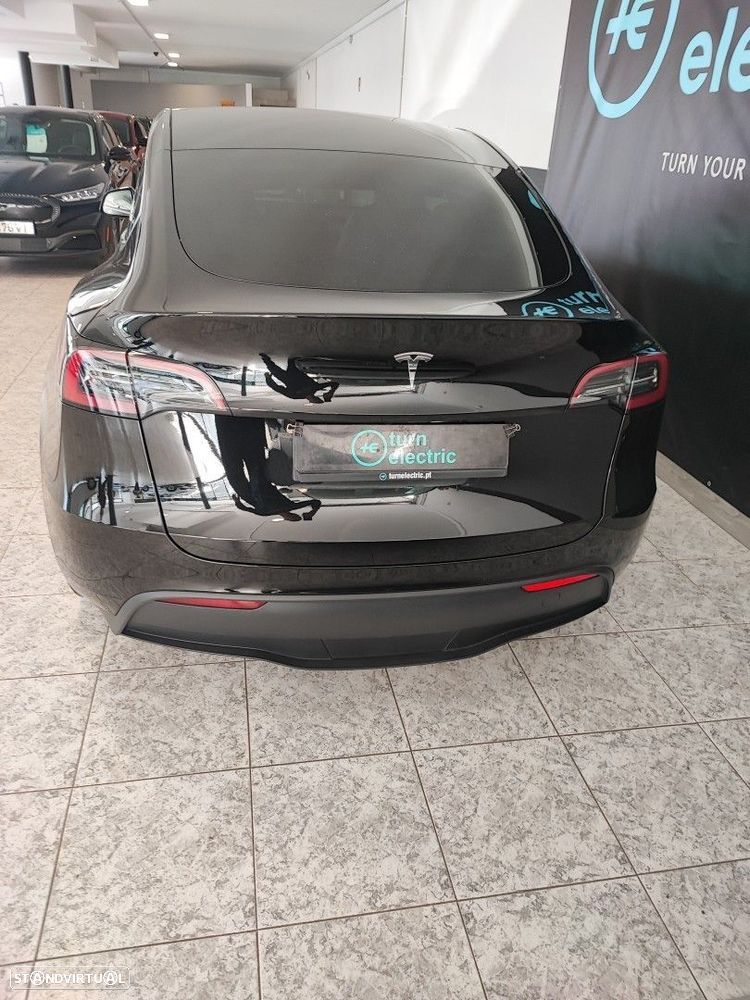 Tesla Model Y RWD - 5