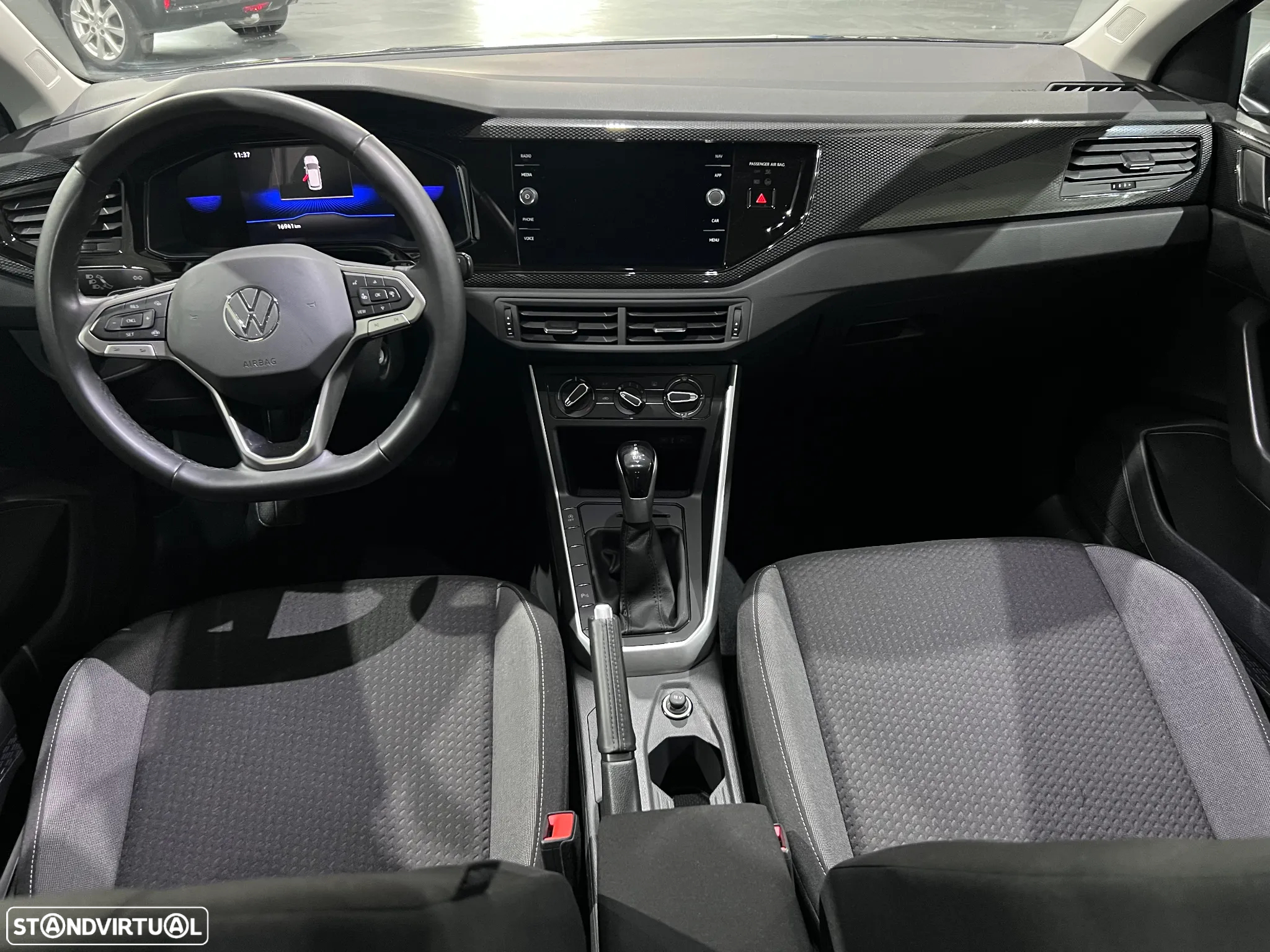 VW Taigo 1.0 TSI Urban DSG - 5