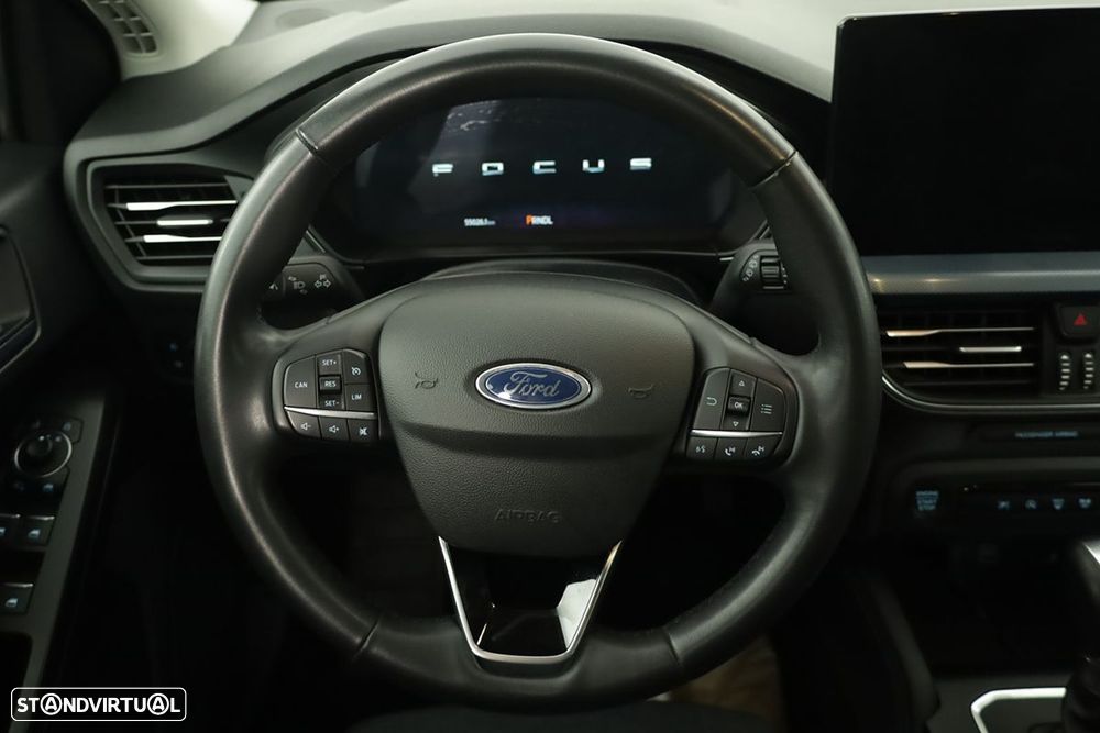 Ford Focus SW - 14