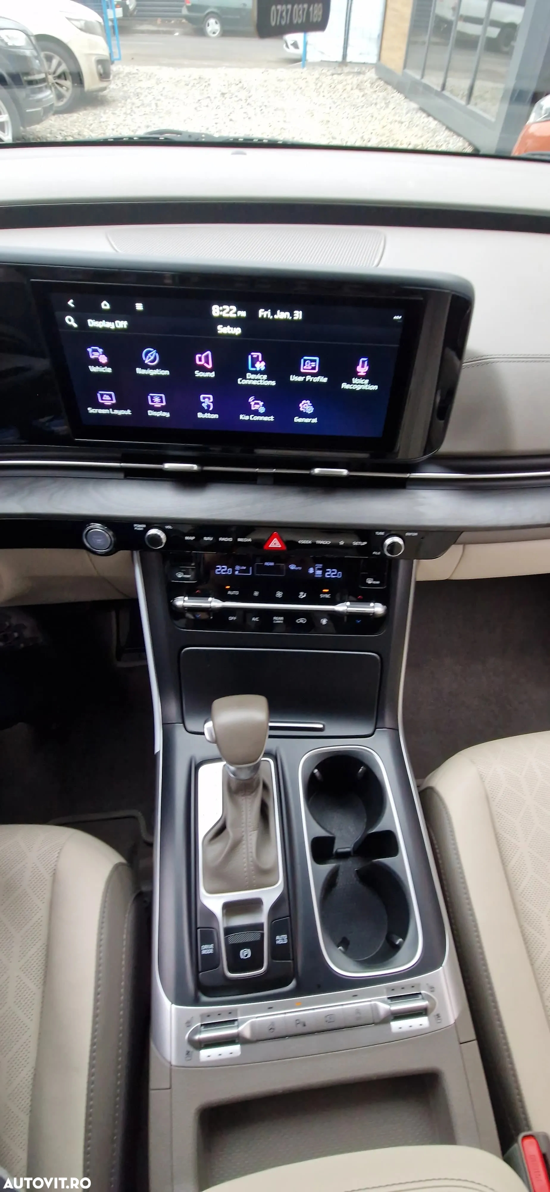 Kia Carnival - 27
