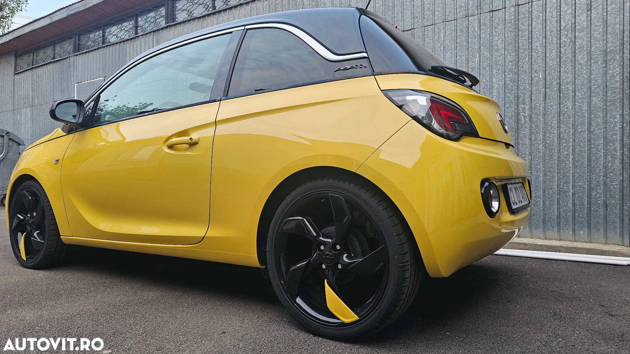 Opel Adam 1.4 TWINPORT ECOTEC SLAM - 3