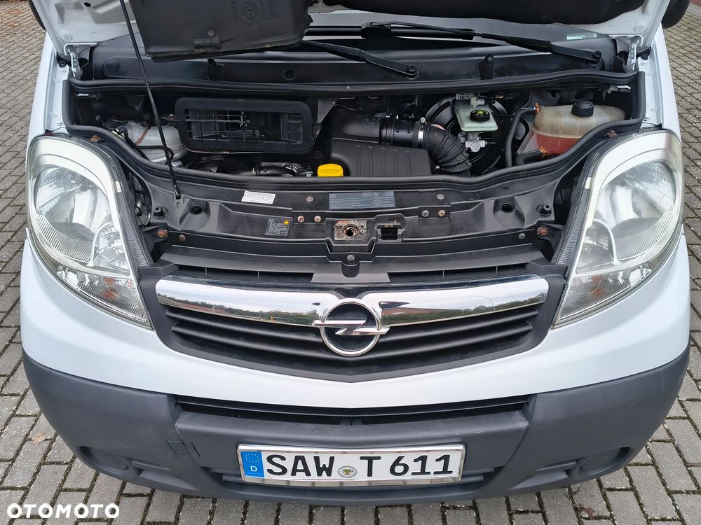 Opel Vivaro - 20