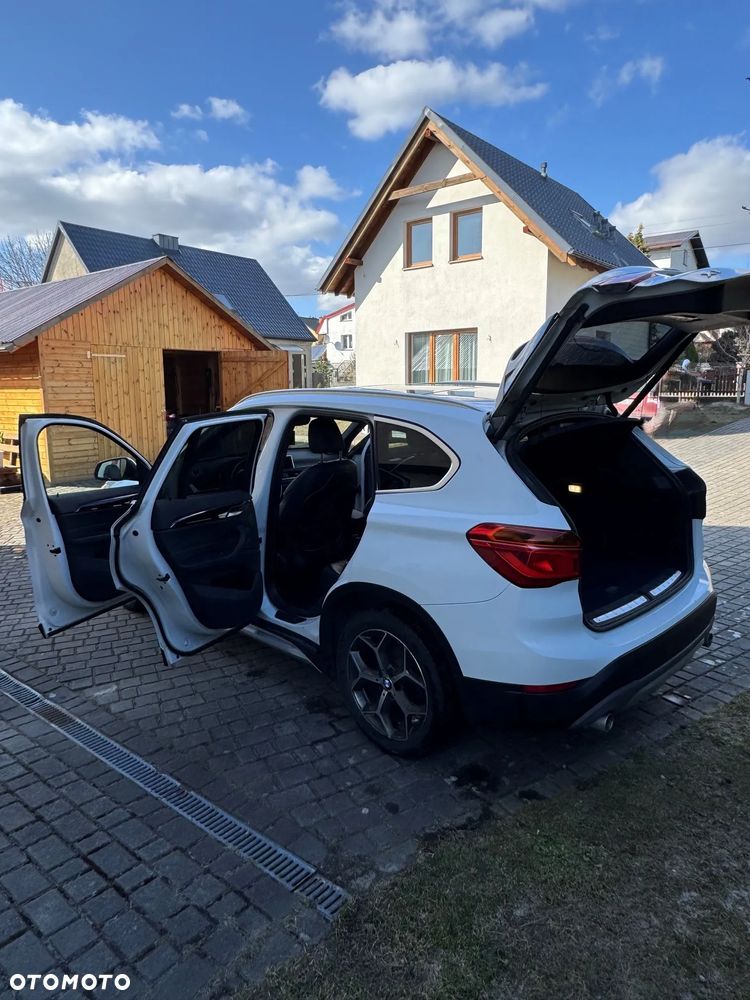 BMW X1 xDrive18d - 8