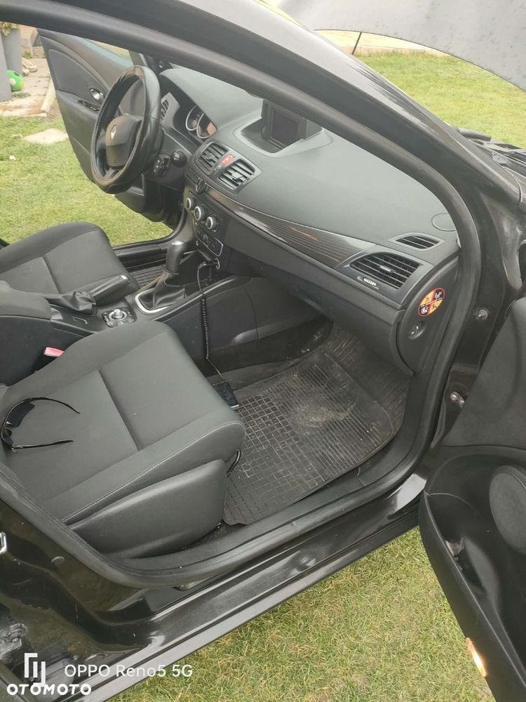 Renault Megane 2010 photo 3