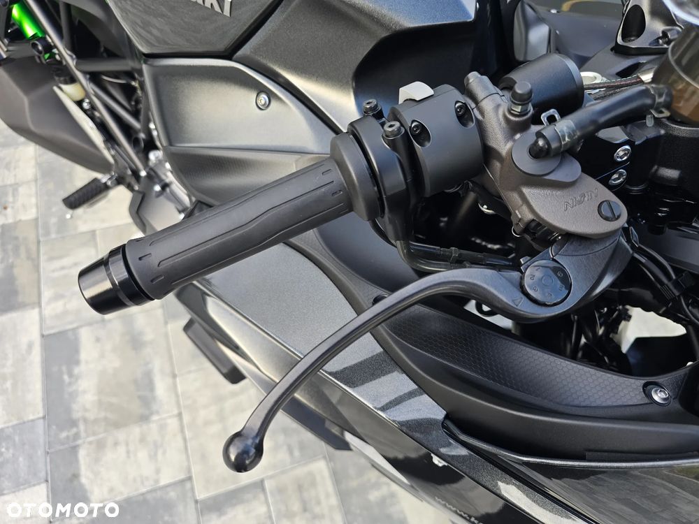 Kawasaki Ninja - 16