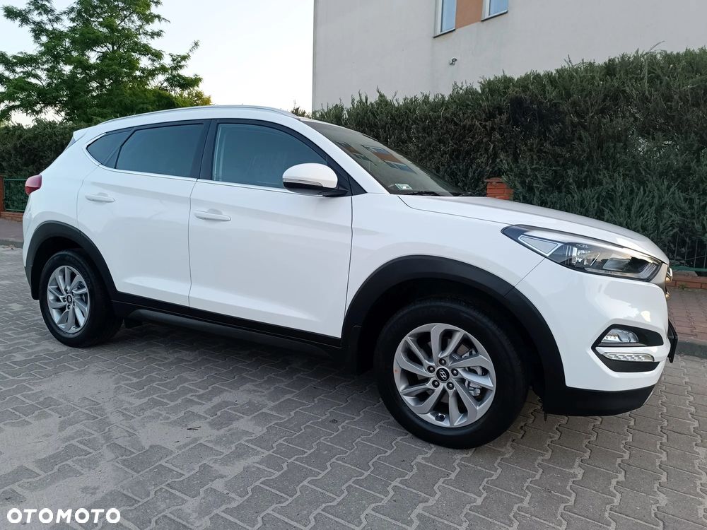 Hyundai Tucson 1.7 CRDI BlueDrive Comfort 2WD - 24