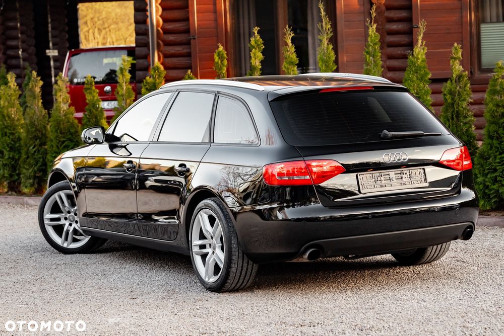 Audi A4 Avant 2.0 TFSI quattro Attraction - 9