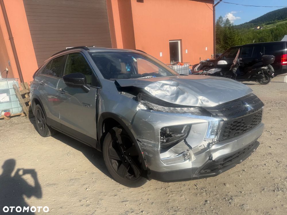 Mitsubishi Eclipse Cross 4WD Plus - 2