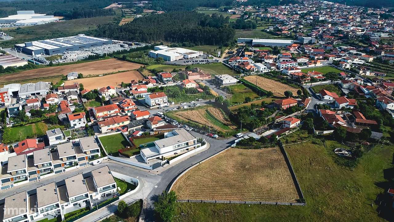 Terreno  para venda - Grande imagem: 2/19